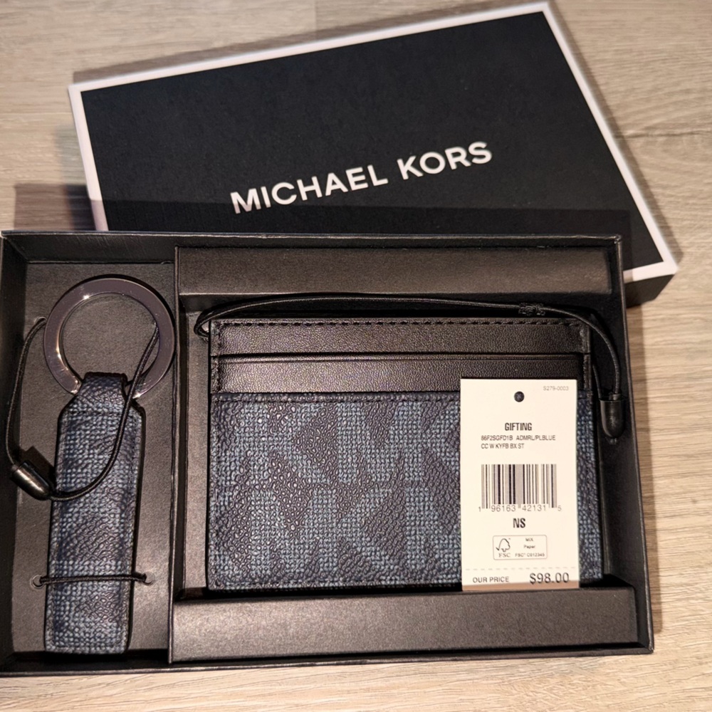 Michael Kors Navy Card Holder and Keychain Set